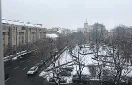 Spatiu de birouri, finisat, aer conditionat, zona Teatrului National