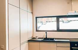 Apartament 3 camere, 91 mp, mobilat modern, zona Piata Unirii