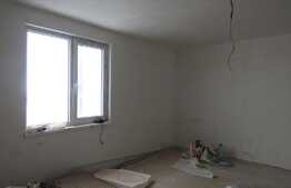 Scadere de pret! De vanzare casa individuala 150 mp, teren 300 mp, Exterior Est!