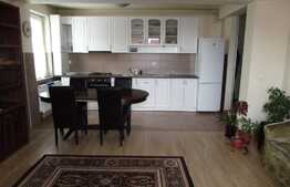 Apartament 3 camere, 75 mp, zona Centrala! Loc de parcare!