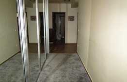Apartament 3 camere, 75 mp, zona Centrala! Loc de parcare!