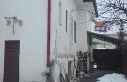 Vanzare casa individuala, 290 mp utili, 800 mp teren, front 17 ml