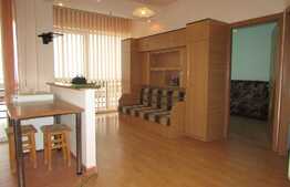 Apartament 3 camere, zona linistita, parcare, terasa, 62 mp utili, zona Nora