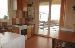 Apartament 3 camere, zona linistita, parcare, terasa, 62 mp utili, zona Nora