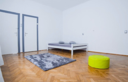 Studio 60 mp, decomandat, mobilat modern, prima inchiriere, zona Facultatii de Business