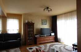 De vanzare casa cuplata 200 mp, garaj, teren 373 mp, finisata si mobilata,la cheie, zona strazii Campului