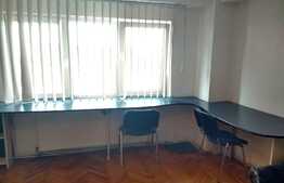 Apartament 3 camere, decomandat, 80 mp, A.C., zona strazii Nicolae Titulescu