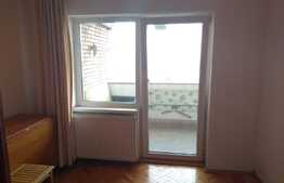 Apartament 3 camere, decomandat, 80 mp, A.C., zona strazii Nicolae Titulescu