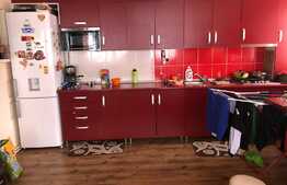 Apartament 4 camere, 84 mp, parcare, zona strazii Stejarului