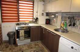 Apartament 3 camere, 61 mp, loc de parcare cu CF! Zona Sub Cetate!