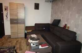 Apartament 3 camere, 61 mp, loc de parcare cu CF! Zona Sub Cetate!