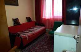 Apartament 4 camere, 80 mp, decomandat, zona strazii Aurel Vlaicu