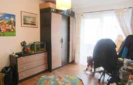 Apartament de vanzare, 2 camere, 54 mp, zona Terra!