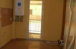 Apartament decomandat in Floresti!