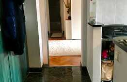 Apartament 3 camere, 55 mp utili, garaj, zona Coloane.