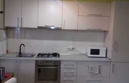Apartament 2 camere, 54 mp si gradina 20 mp! Zona VIVO! Loc de parcare!