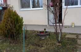 Apartament 2 camere, 54 mp si gradina 20 mp! Zona VIVO! Loc de parcare!