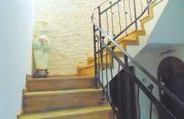 Oportunitate! Casa individuala 125 mp utili, teren 300 mp, front 16 m, zona strazii Constantin Brancusi!