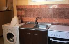 Apartament 3 camere, 100 mp, recent renovat, zona Ultracentrala