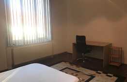 Apartament 3 camere, 100 mp, recent renovat, zona Ultracentrala