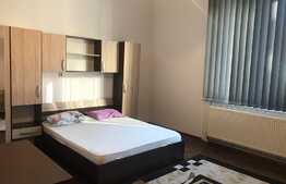 Apartament 3 camere, 100 mp, recent renovat, zona Ultracentrala