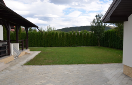 Casa de 500 mp utili cu 1100 mp de teren!