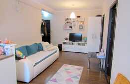 Vanzare apartament 2 camere,  mobilat lux! Zona strazii Stejarului!