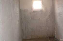 2 cam, 57 mp utili la pret foarte bun!!