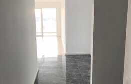 Apartament 3 camere, 82 mp, terasa 20 mp, totul nou, zona Grand Hotel Italia