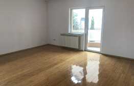 Oportunitate! Apartament 2 camere, decomandat, boxa, parter inalt, zona Campului