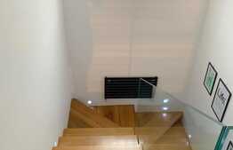 Casa individuala de lux, 200 mp, teren 360 mp, zona linistita de case!