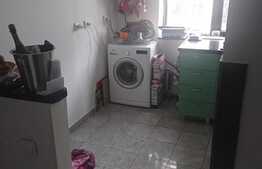 Apartament 2 camere, etaj intermediar, parcare, zona Hotel River Park