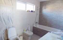 Vrei un duplex cu o curte generoasa, situat intr-o zona linistita?