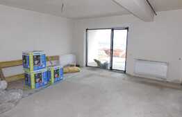 Casa cu 5 camere si teren de 450 mp, panorama deosebita, zona VIVO