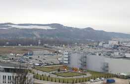 Casa cu 5 camere si teren de 450 mp, panorama deosebita, zona VIVO