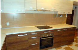 Apartament 3 camere, 93 mp, zona Casei de Cultura a Studentilor