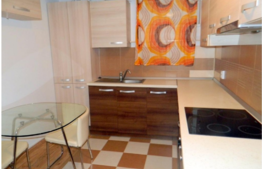 Apartament 3 camere, 93 mp, zona Casei de Cultura a Studentilor