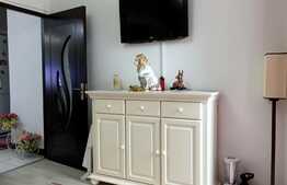 Apartament modern, 3 camere, etaj intermediar, zona Petrom