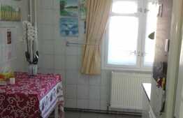 Apartament 3 camere, 74 mp, boxa, zona strazii Dorobantilor