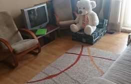 Apartament 3 camere, etaj intermediar, parcare, zona BIG Center