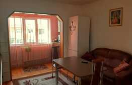 Apartament 2 camere, 53 mp, la cheie, decomandat, boxa 18 mp, zona Golden Tulip