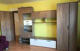 3 camere, 72 mp, decomandat, zona strazii Calea Floresti