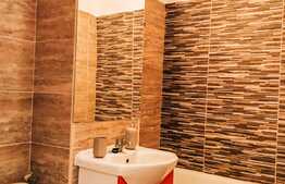 3 camere, 72 mp, decomandat, zona strazii Calea Floresti