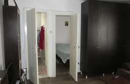 De vanzare apartament 3 camere, 40 mp, zona Piata Hermes
