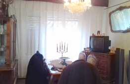 Casa de vanzare 140 mp, 743 mp, front 16 ml, acces bus!