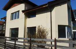 Casa individuala cu 4 camere si 496 mp de teren