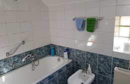 Casa 200 mp, 6 camere, 2 parcari, gradina amenajata, zona strazii Donath