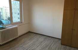 De vanzare, garsoniera 22mp, zona Piata Hermes