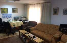 Etaj intermediar in Zorilor! Apartament 2 camere, 52 mp, decomandat, zona Spitalul de Recuparare