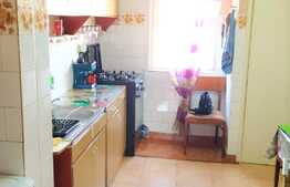 Apartament 3 camere, 64.40 mp, decomandat, etaj intermediar, zona strazii Calea Floresti